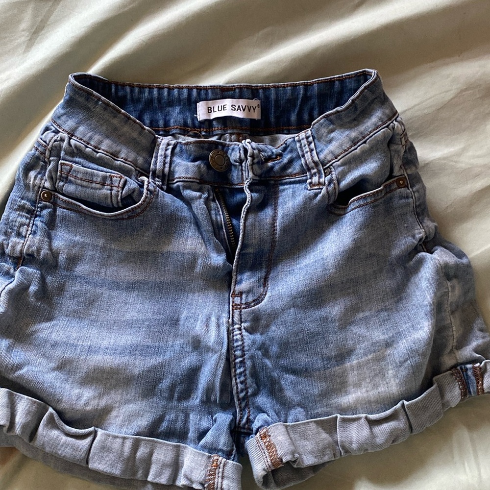 Washed blue shorts in size 5